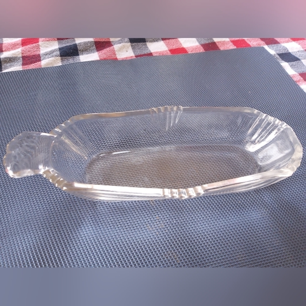 Butter dish
